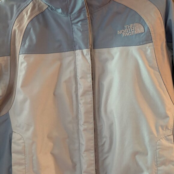 THE NORTH FACE GIRLS/FILLIES/WOMENS WEATHERPROOF SKI JACKET SZ: XL - LIKE NEW!!! - Picture 2 of 12
